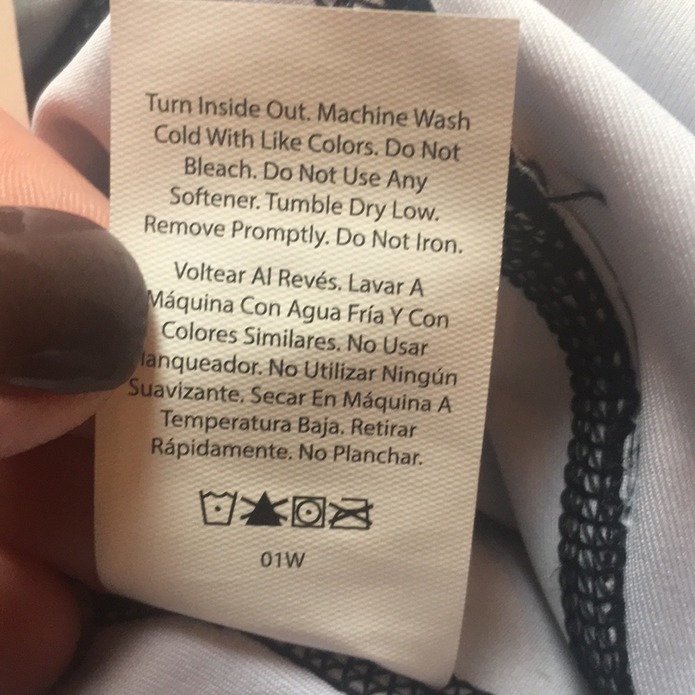 Avia Printed Capri W/pocket in Multi Size Large - Picture 12 of 16